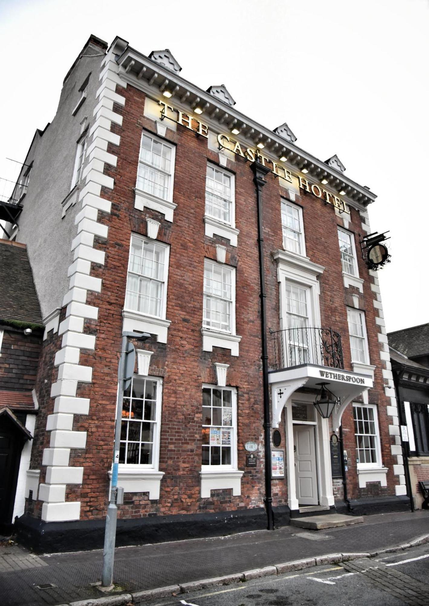 The Castle Hotel Wetherspoon Ruthin Kültér fotó