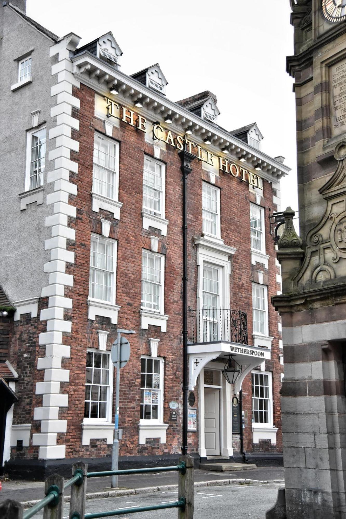 The Castle Hotel Wetherspoon Ruthin Kültér fotó