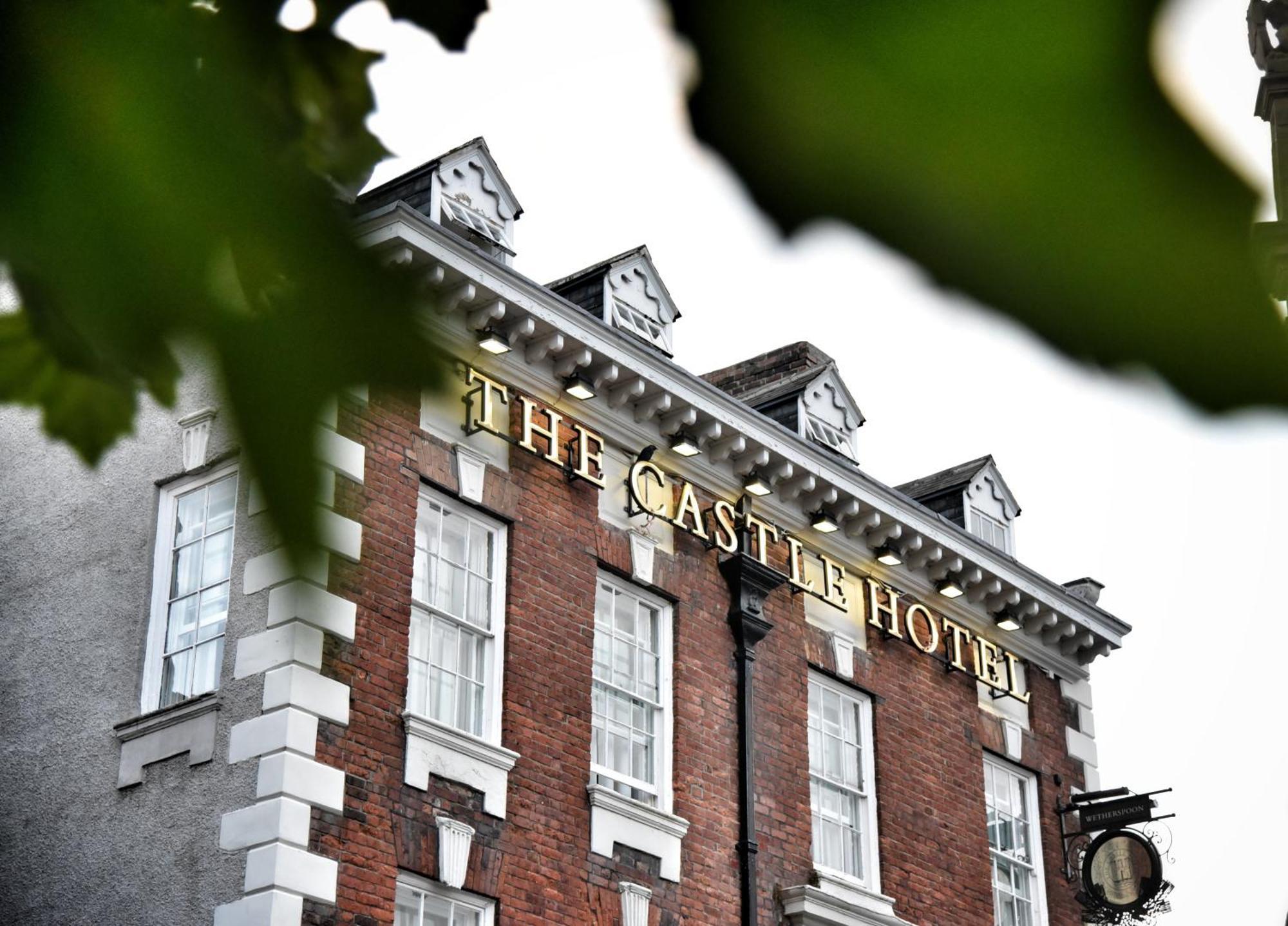The Castle Hotel Wetherspoon Ruthin Kültér fotó