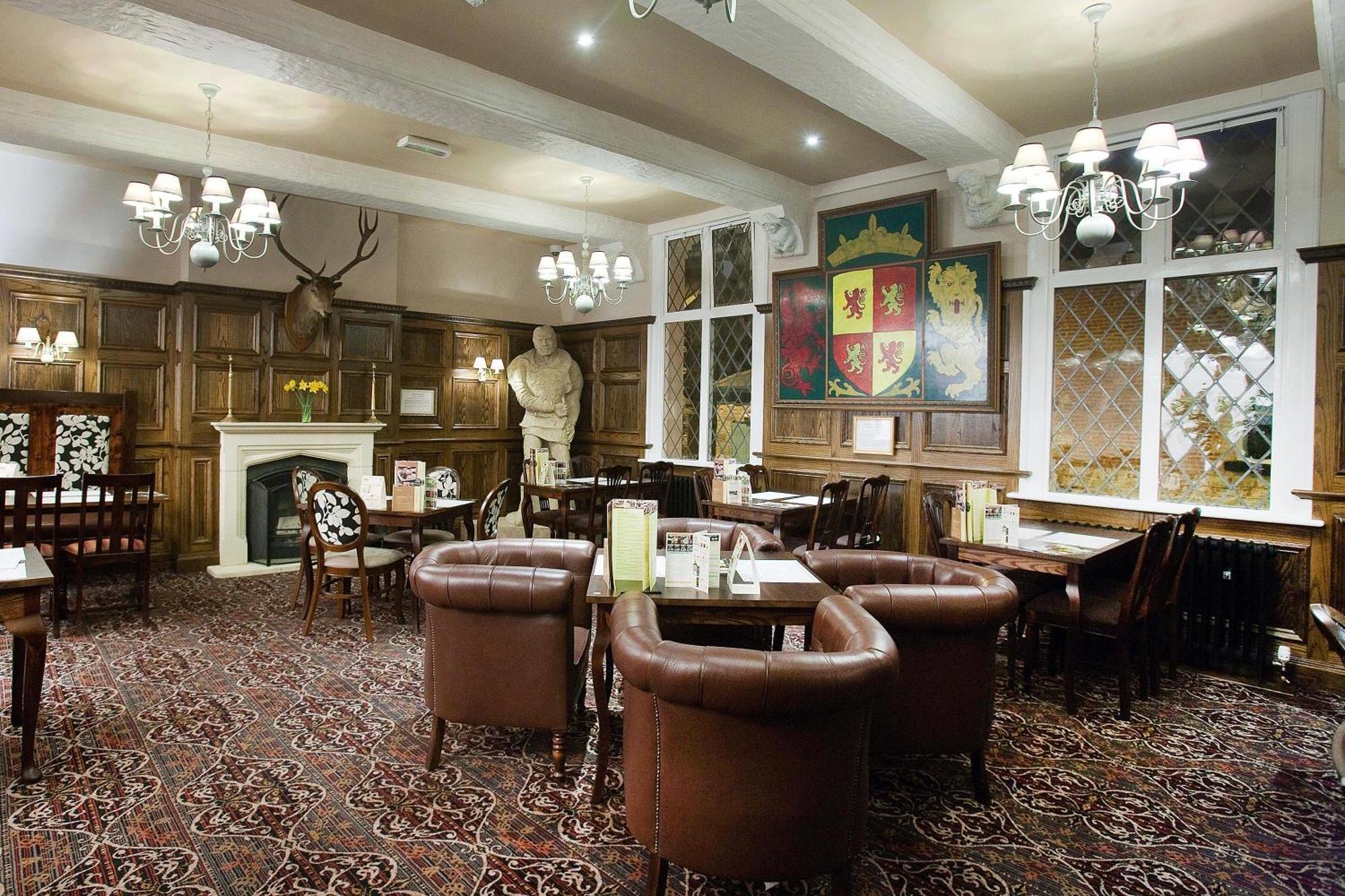 The Castle Hotel Wetherspoon Ruthin Kültér fotó
