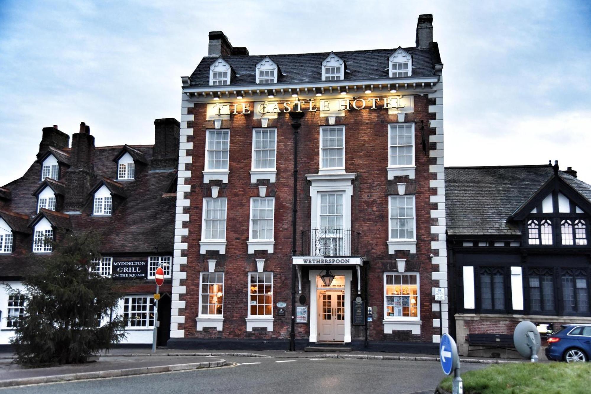 The Castle Hotel Wetherspoon Ruthin Kültér fotó